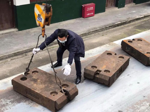 黃圩鎮(zhèn)在全鎮(zhèn)范圍內(nèi)對在營業(yè)地磅開展專項(xiàng)檢查